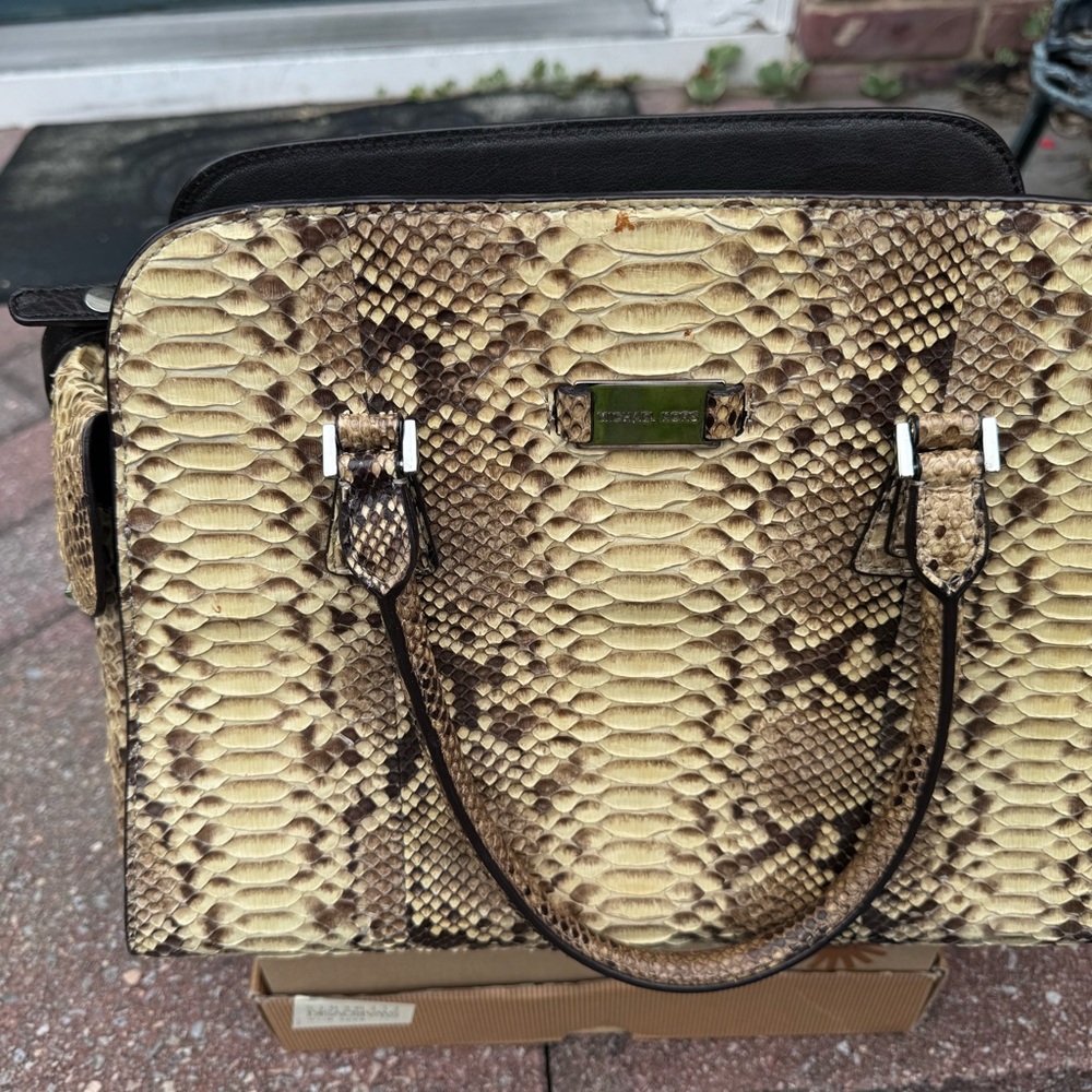 Michael Kors python purse - Picture 5 of 6